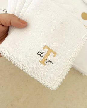 Kit DUAS Saídas Maternidade Personalizável Completa + Kit 10 Fraldinhas Personalizadas | Personalize Com o Nome do Seu Príncipe